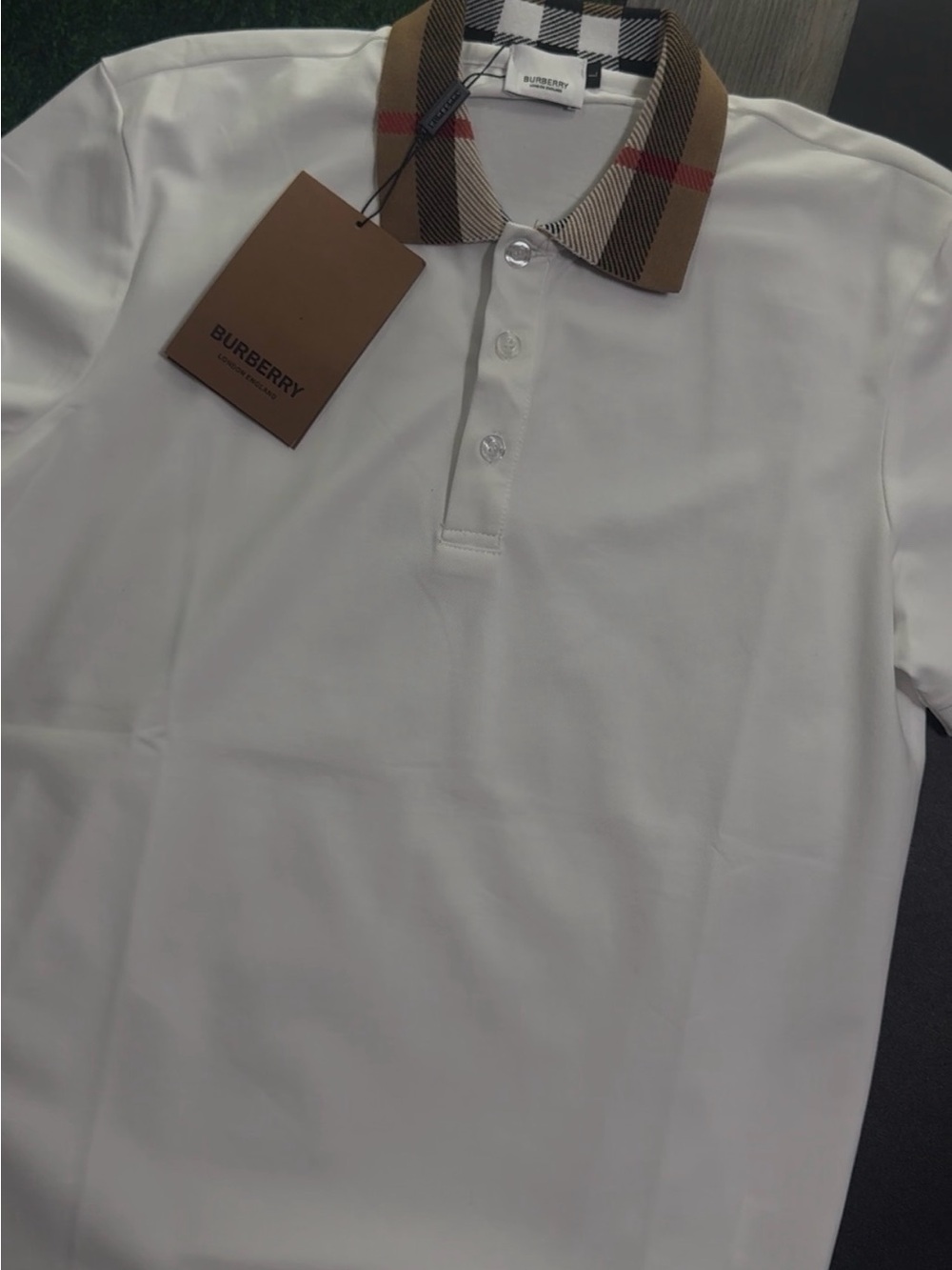 Burberry White Polo with Beige Vintage Check Collar - Picture 2 of 3